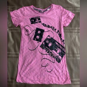 Abbey Dawn Authentic Early 2000’s Pink Retro Graphic Tee Short Sleeve Sz Lg